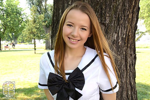 初心で可怜な18歳美少女が冲撃的デビュー DEBUT OLIVIA 初心で可怜な18歳美少女が冲撃的デビュー DEBUT OLIVIA