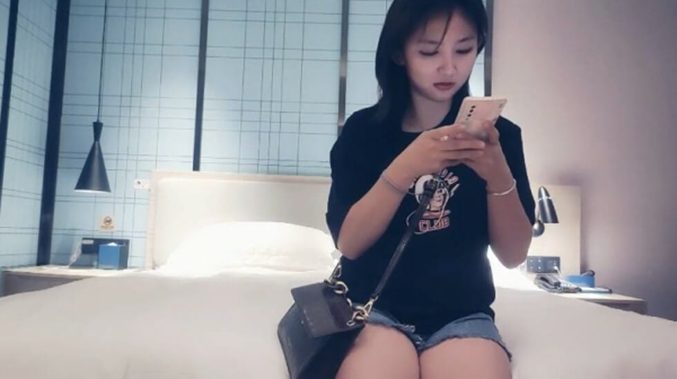 探花系列-约操骚气良家少妇 多姿势爆操 最后口爆 探花系列-约操骚气良家少妇 多姿势爆操 最后口爆