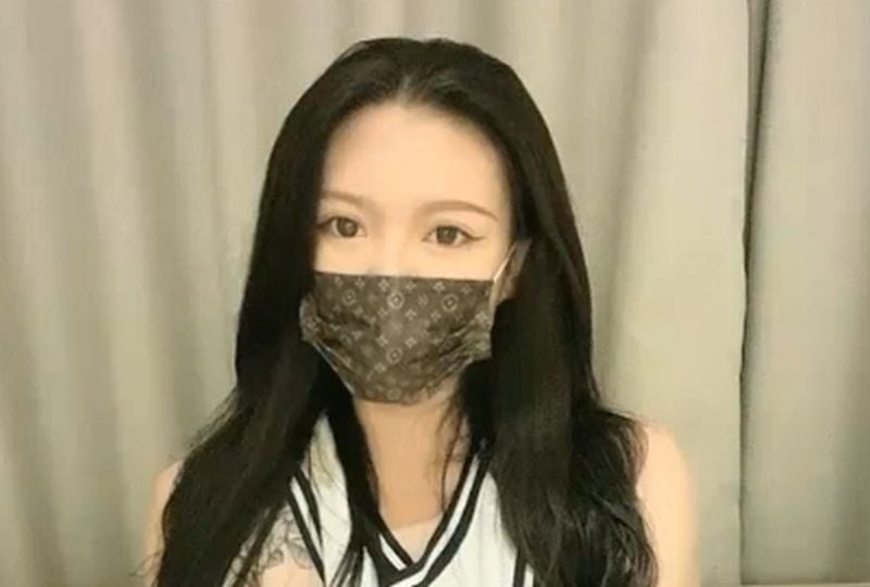 高顔值妹子酒店自慰啪啪秀! 高顔值妹子酒店自慰啪啪秀!