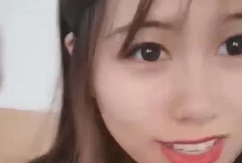 甜美妹子自慰喷水! 甜美妹子自慰喷水!