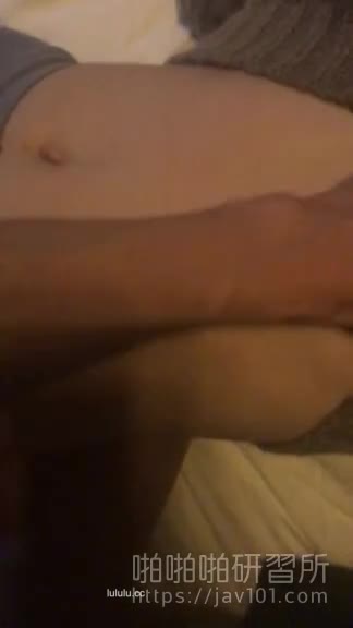 就是喜欢跟姊妹一起玩双飞!约拍过的小模这次换约炮!轮流抽插姊妹叫不停(13) 就是喜欢跟姊妹一起玩双飞!约拍过的小模这次换约炮!轮流抽插姊妹叫不停(13)