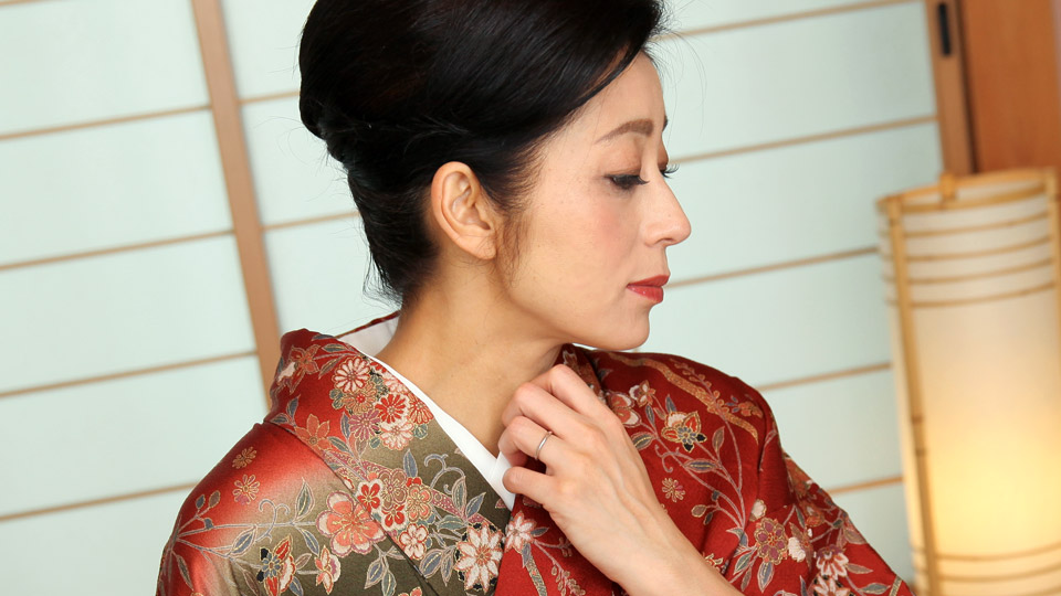 久しぶりの着物、想いだ出す私の成人式は昭和の○○○时代だった… 久しぶりの着物、想いだ出す私の成人式は昭和の○○○时代だった…