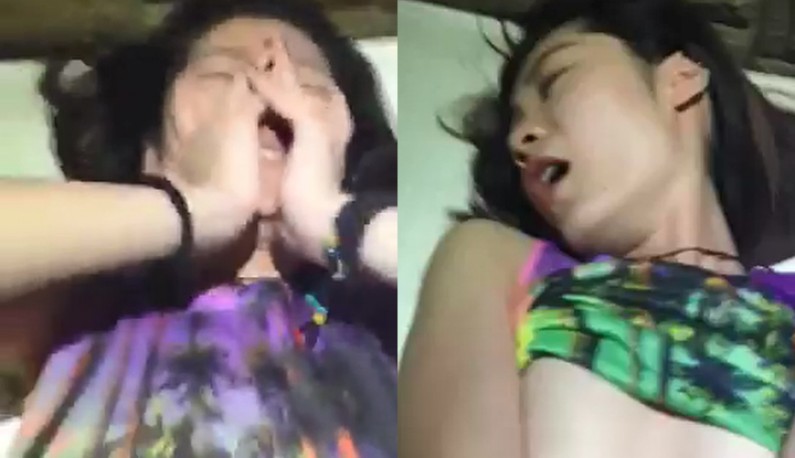 下面痒的黑长直人妻~背着老公偷偷跑到邻居家啪啪啪!! 下面痒的黑长直人妻~背着老公偷偷跑到邻居家啪啪啪!!
