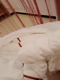 红色内衣漂亮妹子在睡觉脱下内裤露逼诱惑翻身退下内裤露出嫩逼毛毛挺多很是诱惑喜欢不要错过 红色内衣漂亮妹子在睡觉脱下内裤露逼诱惑翻身退下内裤露出嫩逼毛毛挺多很是诱惑喜欢不要错过
