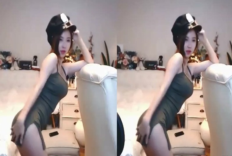 美少女自拍短视频流出?!秀舞挑逗好身材超诱人 美少女自拍短视频流出?!秀舞挑逗好身材超诱人