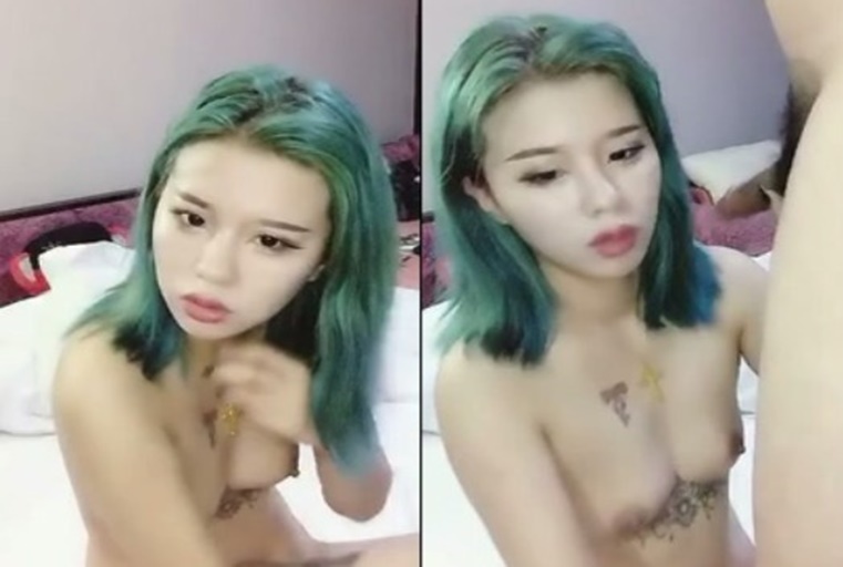 染了一头绿毛的丰满女主播和炮友洗鸳鸯浴后窗边后入啪啪 没操几下就射了 染了一头绿毛的丰满女主播和炮友洗鸳鸯浴后窗边后入啪啪 没操几下就射了
