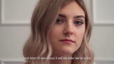 无法抵挡的诱惑：铁杆摘花的性感瞬间