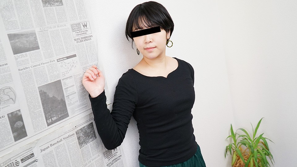 变态美女篠塚志穗：背着男友偷吃帅大叔，身经百战技术高超 [10musume-072923_01]