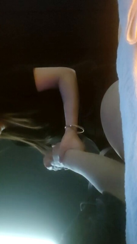 实拍凯迪拉克车主足疗店撩骚美乳技师，揉奶手淫口爆全记录！