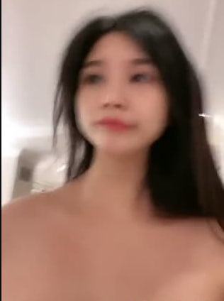 全网最骚表演！强奸戏码：别过来~全裸黄瓜疯狂磨穴抽插，淫语骚话不断，黑丝高跟翘臀娇喘极致淫荡